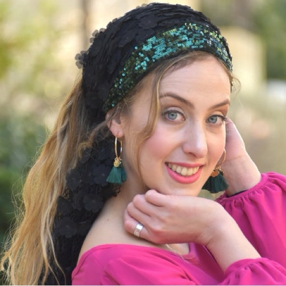 Lovely Black & Green Lace Handmade Mitpachat Head Covering-Scarf-Tichel Headband - Picture 7 of 10